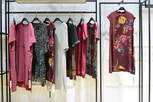 衣服批發(fā)廠家直銷怎樣找