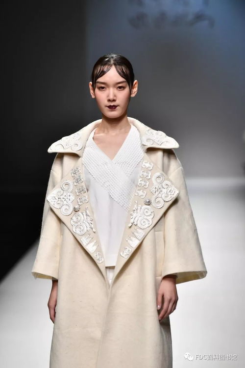 饕餮盛宴 看彝族服飾在中國國際時裝周上大放異彩